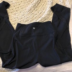 Wonder Under Mesh Leggings